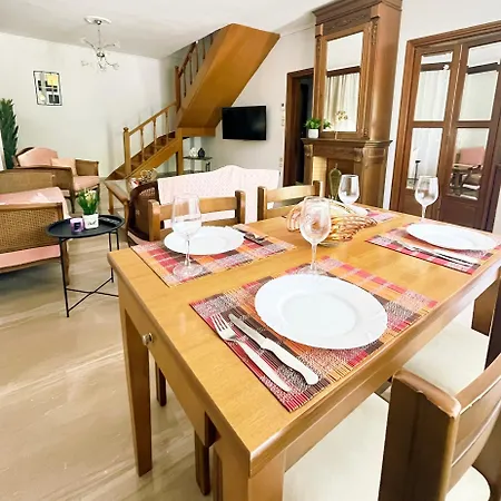 펜션 Thess House With Parking